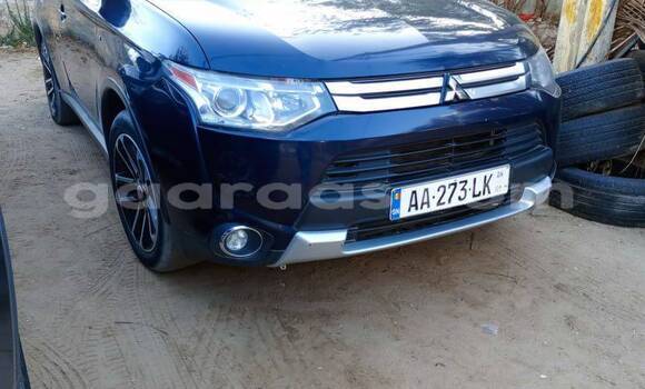 Dieundeu Occasion Mitsubishi Outlander Blue Auto in Dakar in Dakar Dieundeu Occasion Mitsubishi Outlander Blue Auto in Dakar in Dakar