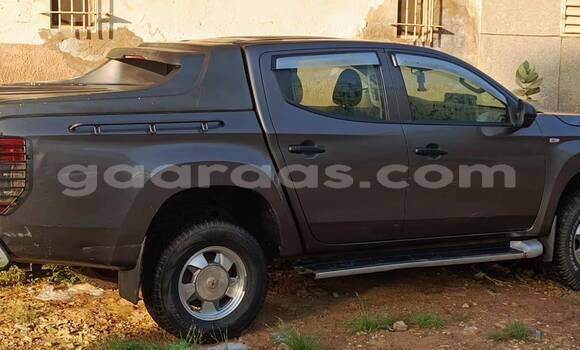 Dieundeu Occasion Mitsubishi L200 Other Auto in Dakar in Dakar Dieundeu Occasion Mitsubishi L200 Other Auto in Dakar in Dakar