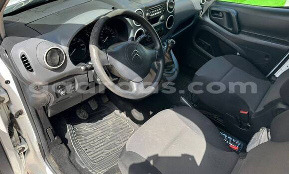 Dieundeu Occasion Citroen C5 Black Auto in Dakar in Dakar Dieundeu Occasion Citroen C5 Black Auto in Dakar in Dakar