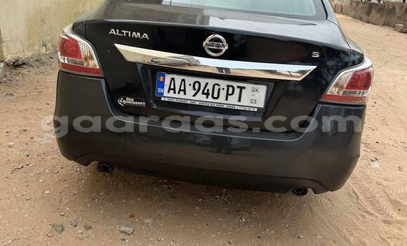 Dieundeu Occasion Nissan Altima Black Auto in Dakar in Dakar Dieundeu Occasion Nissan Altima Black Auto in Dakar in Dakar