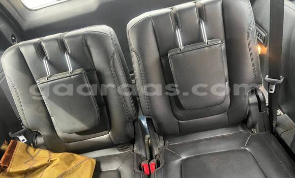 Dieundeu Occasion Ford Explorer White Auto in Dakar in Dakar Dieundeu Occasion Ford Explorer White Auto in Dakar in Dakar