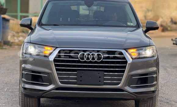 Buy Used Audi Q7 Silver Car in Dakar in Dakar Buy Used Audi Q7 Silver Car in Dakar in Dakar
