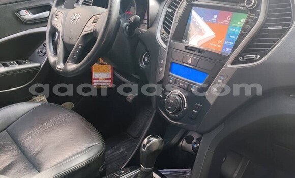 Acheter Occasion Voiture Hyundai Santa Fe Gris à Dakar, Dakar Acheter Occasion Voiture Hyundai Santa Fe Gris à Dakar, Dakar