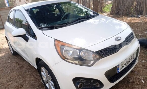 Acheter Occasion Voiture Kia Rio Blanc à Dakar, Dakar Acheter Occasion Voiture Kia Rio Blanc à Dakar, Dakar