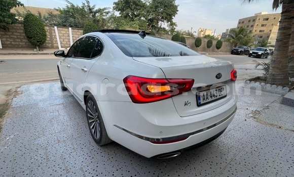 Acheter Occasion Voiture Kia K7 Blanc à Dakar, Dakar Acheter Occasion Voiture Kia K7 Blanc à Dakar, Dakar