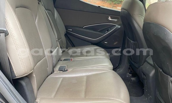 Acheter Occasion Voiture Hyundai Santa Fe Noir à Dakar, Dakar Acheter Occasion Voiture Hyundai Santa Fe Noir à Dakar, Dakar