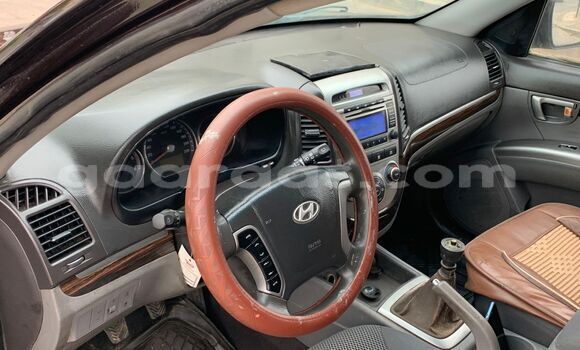 Dieundeu Occasion Hyundai Santa Fe Beige Auto in Dakar in Dakar Dieundeu Occasion Hyundai Santa Fe Beige Auto in Dakar in Dakar