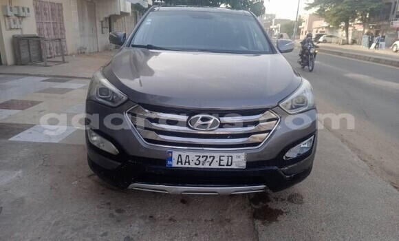 Buy Used Hyundai Santa Fe Silver Car in Dakar in Dakar Buy Used Hyundai Santa Fe Silver Car in Dakar in Dakar