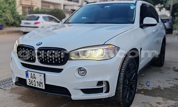 Acheter Occasion Voiture BMW X5 Blanc à Dakar, Dakar Acheter Occasion Voiture BMW X5 Blanc à Dakar, Dakar