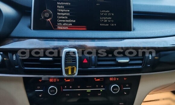 Acheter Occasion Voiture BMW X5 Blanc à Dakar, Dakar Acheter Occasion Voiture BMW X5 Blanc à Dakar, Dakar