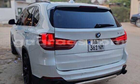 Acheter Occasion Voiture BMW X5 Blanc à Dakar, Dakar Acheter Occasion Voiture BMW X5 Blanc à Dakar, Dakar