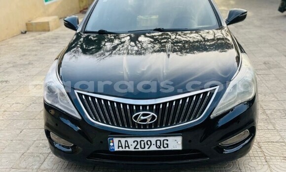 Dieundeu Occasion Hyundai Grandeur Black Auto in Dakar in Dakar Dieundeu Occasion Hyundai Grandeur Black Auto in Dakar in Dakar