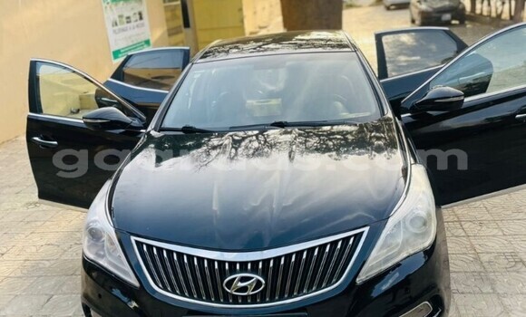 Dieundeu Occasion Hyundai Grandeur Black Auto in Dakar in Dakar Dieundeu Occasion Hyundai Grandeur Black Auto in Dakar in Dakar
