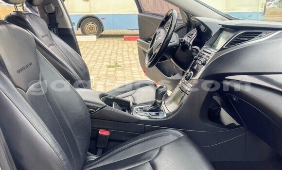 Acheter Occasion Voiture Hyundai Grandeur Autre à Dakar, Dakar Acheter Occasion Voiture Hyundai Grandeur Autre à Dakar, Dakar