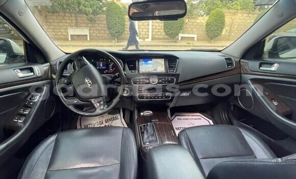 Acheter Occasion Voiture Kia K7 Blanc à Dakar, Dakar Acheter Occasion Voiture Kia K7 Blanc à Dakar, Dakar