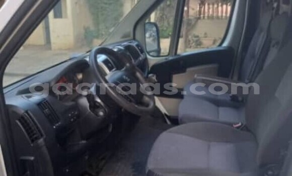 Dieundeu Occasion Peugeot Bipper White Auto in Dakar in Dakar Dieundeu Occasion Peugeot Bipper White Auto in Dakar in Dakar