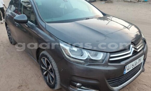 Acheter Occasion Voiture Citroen C4 Gris à Dakar, Dakar Acheter Occasion Voiture Citroen C4 Gris à Dakar, Dakar