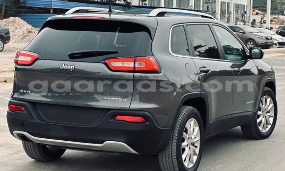 Buy Import Jeep Cherokee Black Car in Dakar in Dakar Buy Import Jeep Cherokee Black Car in Dakar in Dakar