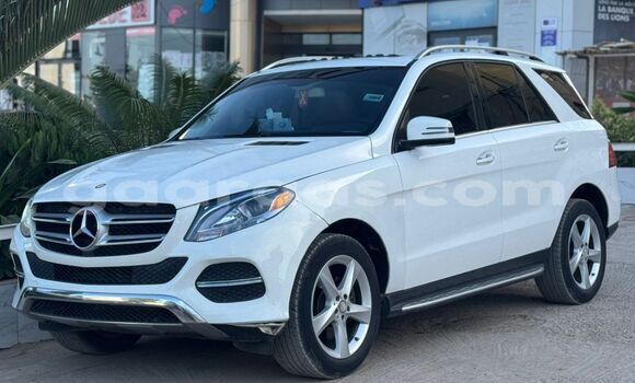 Acheter Import Voiture Mercedes‒Benz GLE Blanc à Dakar, Dakar