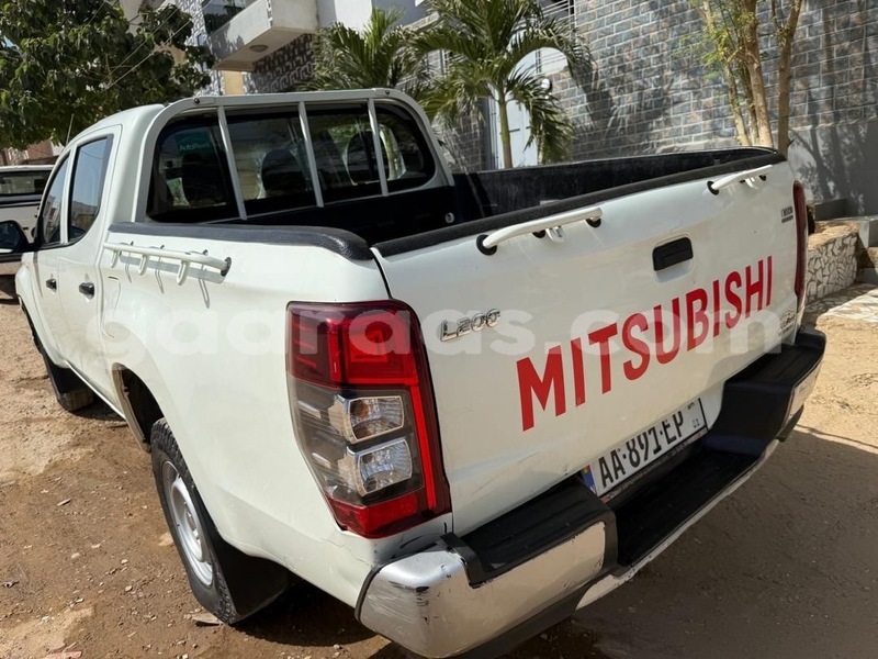 Big with watermark mitsubishi l200 dakar dakar 26242