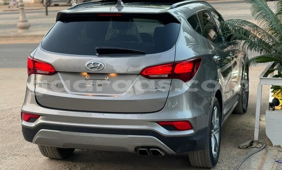Acheter Occasion Voiture Hyundai Santa Fe Gris à Dakar, Dakar Acheter Occasion Voiture Hyundai Santa Fe Gris à Dakar, Dakar