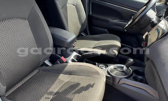 Acheter Import Voiture Mitsubishi RVR Gris à Dakar, Dakar Acheter Import Voiture Mitsubishi RVR Gris à Dakar, Dakar