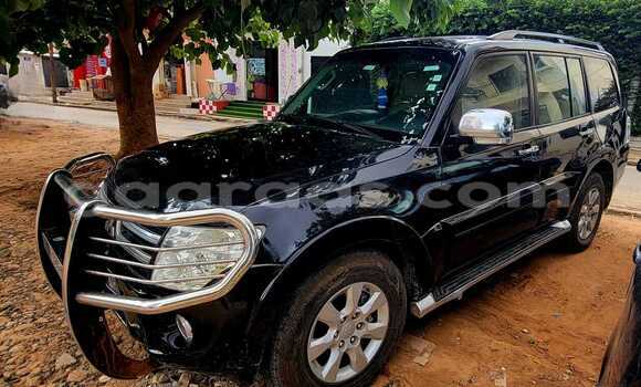 Acheter Occasion Voiture Mitsubishi Pajero Noir à Dakar, Dakar Acheter Occasion Voiture Mitsubishi Pajero Noir à Dakar, Dakar