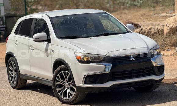 Buy Import Mitsubishi RVR White Car in Dakar in Dakar Buy Import Mitsubishi RVR White Car in Dakar in Dakar