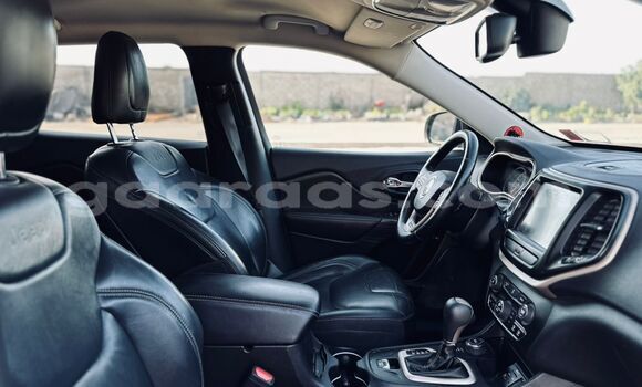 Buy Import Jeep Cherokee Red Car in Dakar in Dakar Buy Import Jeep Cherokee Red Car in Dakar in Dakar