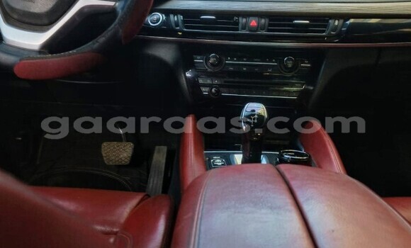 Acheter Occasion Voiture BMW X6 Blanc à Dakar, Dakar Acheter Occasion Voiture BMW X6 Blanc à Dakar, Dakar