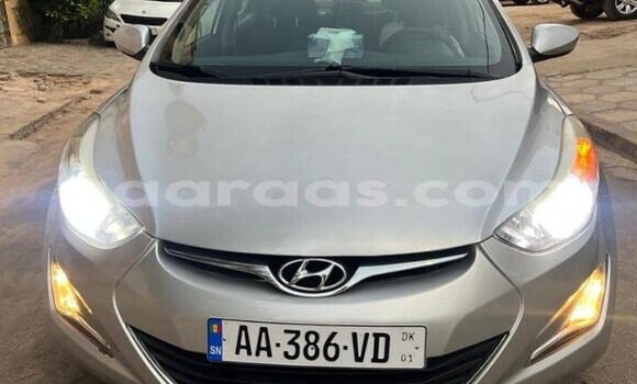 Buy Used Hyundai Elantra Silver Car in Dakar in Dakar Buy Used Hyundai Elantra Silver Car in Dakar in Dakar