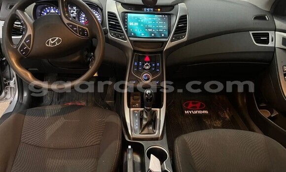 Buy Used Hyundai Elantra Silver Car in Dakar in Dakar Buy Used Hyundai Elantra Silver Car in Dakar in Dakar