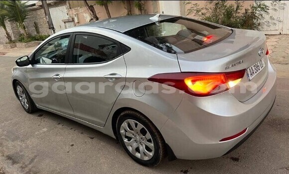 Buy Used Hyundai Elantra Silver Car in Dakar in Dakar Buy Used Hyundai Elantra Silver Car in Dakar in Dakar