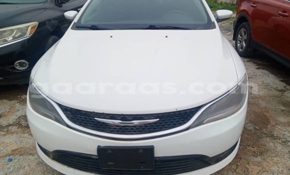 Dieundeu Occasion Chrysler 200 White Auto in Dakar in Dakar