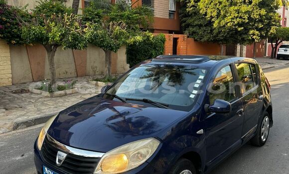 Dieundeu Occasion Dacia Sandero Blue Auto in Dakar in Dakar Dieundeu Occasion Dacia Sandero Blue Auto in Dakar in Dakar