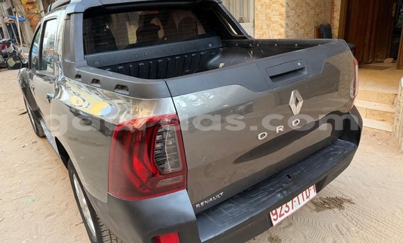 Acheter Occasion Voiture Renault Alaskan Gris à Dakar, Dakar Acheter Occasion Voiture Renault Alaskan Gris à Dakar, Dakar