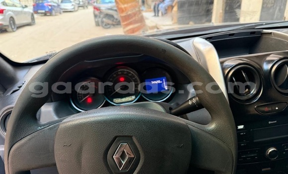 Acheter Occasion Voiture Renault Alaskan Gris à Dakar, Dakar Acheter Occasion Voiture Renault Alaskan Gris à Dakar, Dakar