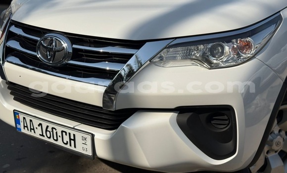 Dieundeu Occasion Toyota Fortuner White Auto in Dakar in Dakar Dieundeu Occasion Toyota Fortuner White Auto in Dakar in Dakar