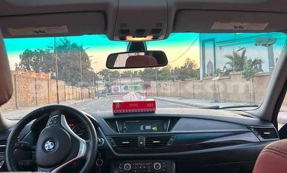 Acheter Occasion Voiture BMW X1 Noir à Dakar, Dakar Acheter Occasion Voiture BMW X1 Noir à Dakar, Dakar