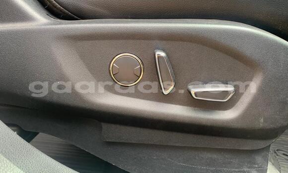 Acheter Occasion Voiture Ford Explorer Blanc à Dakar, Dakar Acheter Occasion Voiture Ford Explorer Blanc à Dakar, Dakar