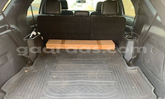 Acheter Occasion Voiture Ford Explorer Blanc à Dakar, Dakar Acheter Occasion Voiture Ford Explorer Blanc à Dakar, Dakar