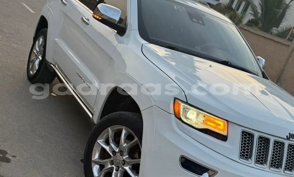 Buy Used Jeep Grand Cherokee White Car in Dakar in Dakar