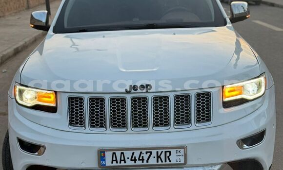 Acheter Occasion Voiture Jeep Grand Cherokee Blanc à Dakar, Dakar Acheter Occasion Voiture Jeep Grand Cherokee Blanc à Dakar, Dakar