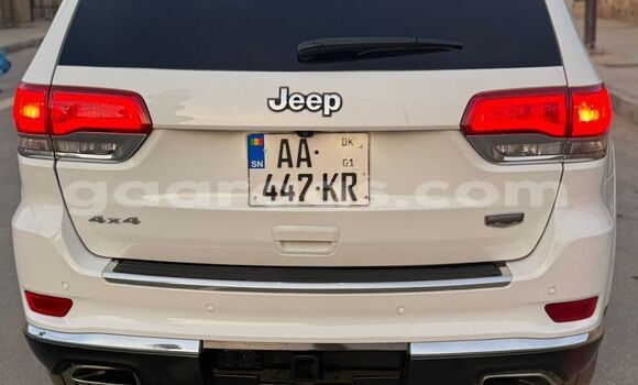 Acheter Occasion Voiture Jeep Grand Cherokee Blanc à Dakar, Dakar Acheter Occasion Voiture Jeep Grand Cherokee Blanc à Dakar, Dakar