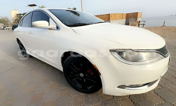 Acheter Occasion Voiture Chrysler 200 Blanc à Dakar, Dakar Acheter Occasion Voiture Chrysler 200 Blanc à Dakar, Dakar