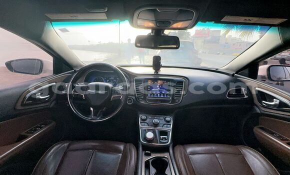 Acheter Occasion Voiture Chrysler 200 Blanc à Dakar, Dakar Acheter Occasion Voiture Chrysler 200 Blanc à Dakar, Dakar