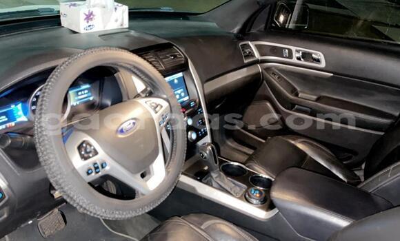 Acheter Occasion Voiture Ford Explorer Blanc à Dakar, Dakar Acheter Occasion Voiture Ford Explorer Blanc à Dakar, Dakar