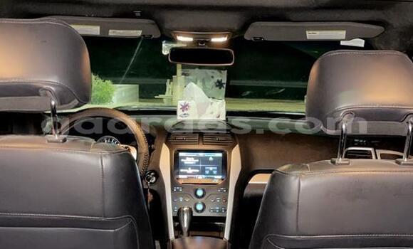 Acheter Occasion Voiture Ford Explorer Blanc à Dakar, Dakar Acheter Occasion Voiture Ford Explorer Blanc à Dakar, Dakar