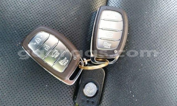 Dieundeu Occasion Hyundai Tucson Silver Auto in Dakar in Dakar Dieundeu Occasion Hyundai Tucson Silver Auto in Dakar in Dakar