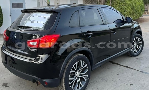 Dieundeu Occasion Mitsubishi Outlander Black Auto in Dakar in Dakar Dieundeu Occasion Mitsubishi Outlander Black Auto in Dakar in Dakar